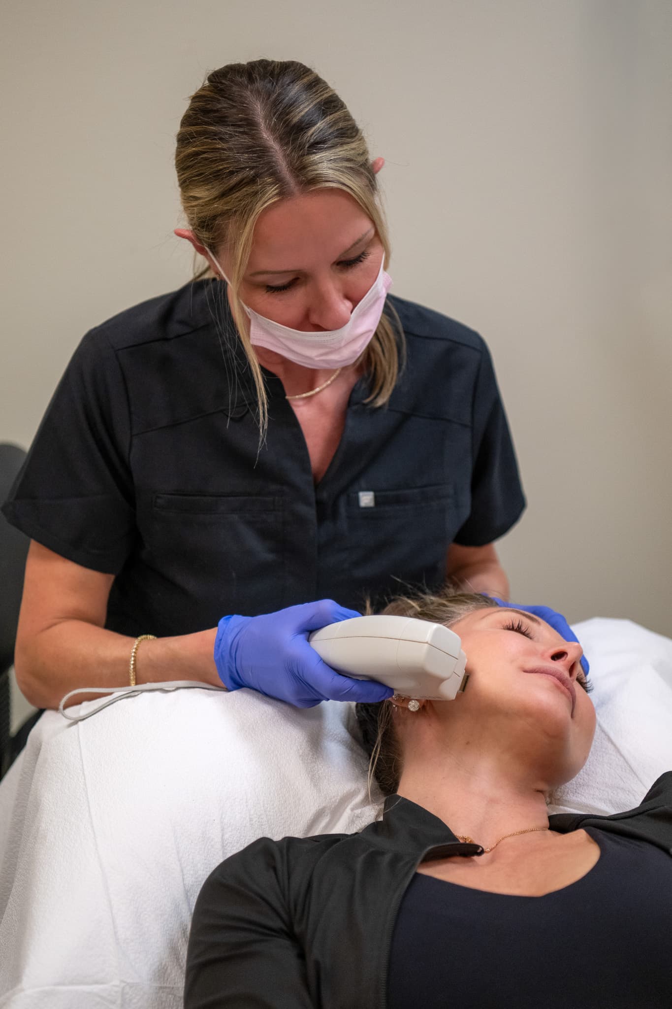 terra device treatment client cheek — 512 Skincare
